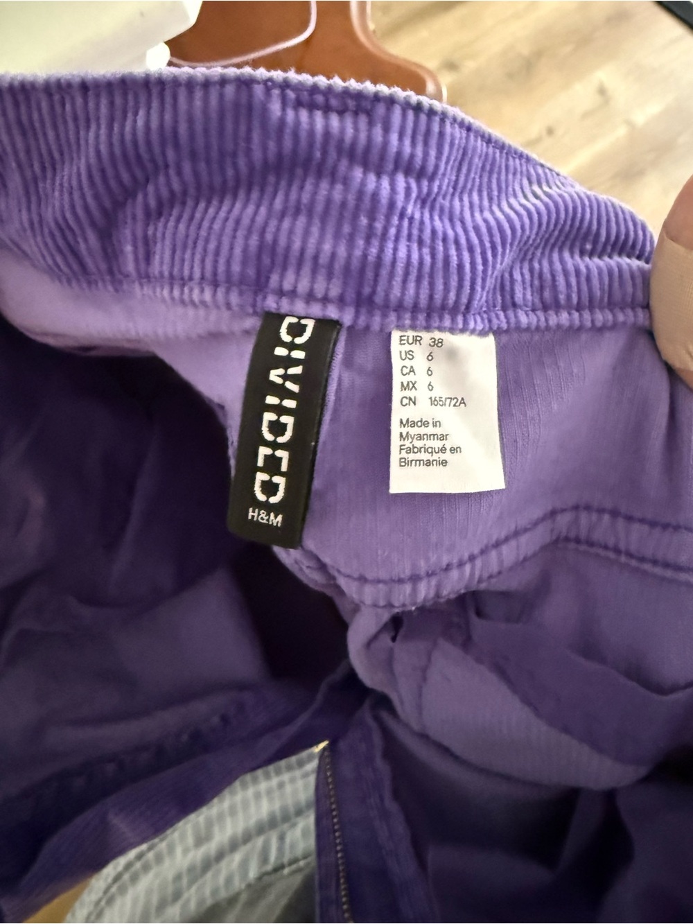 H&M Wide-Leg Corduroy Jeans in Purple - Picture 6 of 6